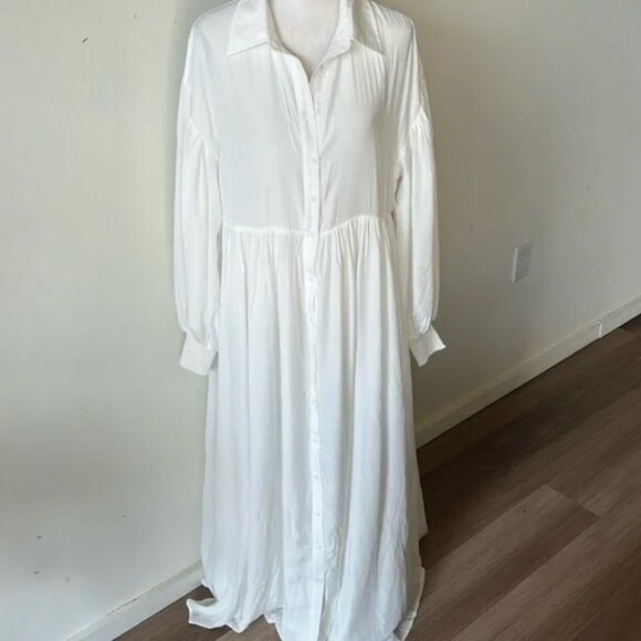 NWT Palms Away White Button Down Flowy Dress- Small - Picture 3 of 7